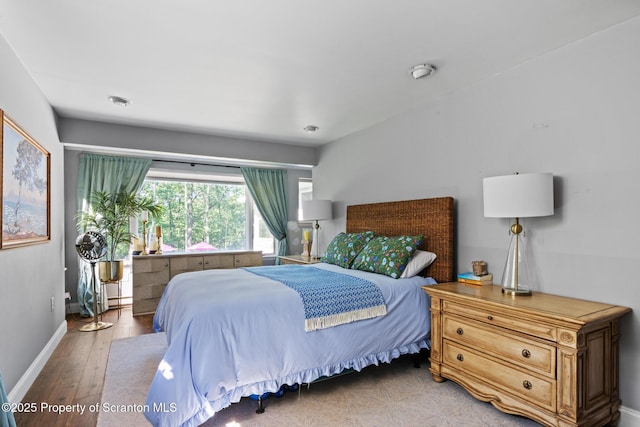 805 E Mountain Rd, Scranton, PA 18505 - bedroom featuring baseboards and hardwood / wood-style flooring