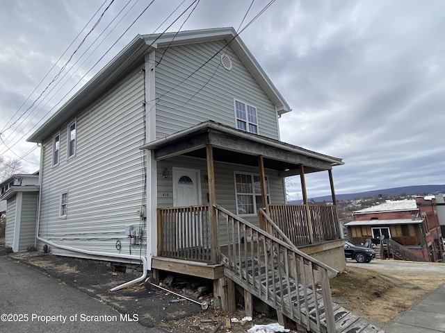 view of front of house with a porch