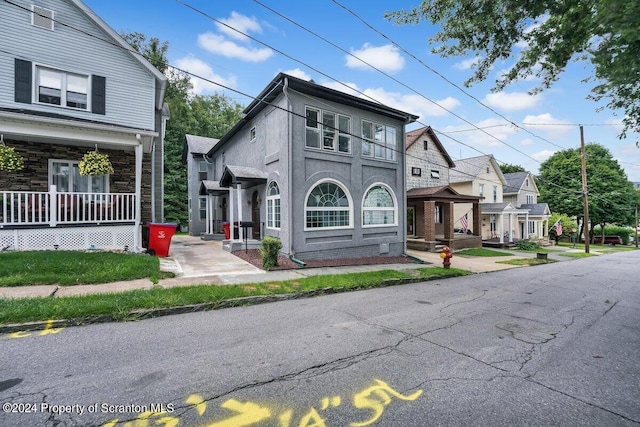 view of front of house