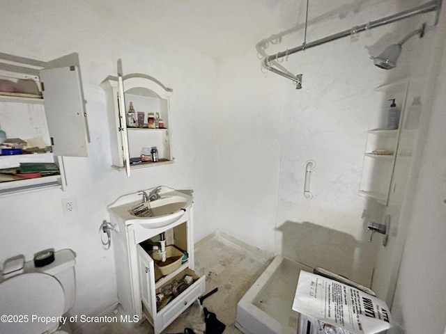 full bath featuring a shower stall, toilet, and vanity