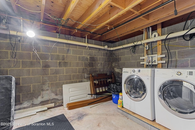 laundry area with washer and clothes dryer