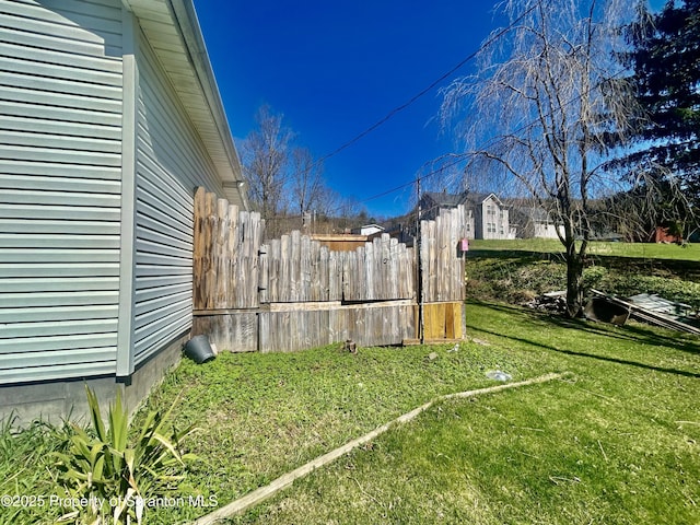 4886 State Route 11, Hop Bottom, PA 18824 - view of yard featuring fence