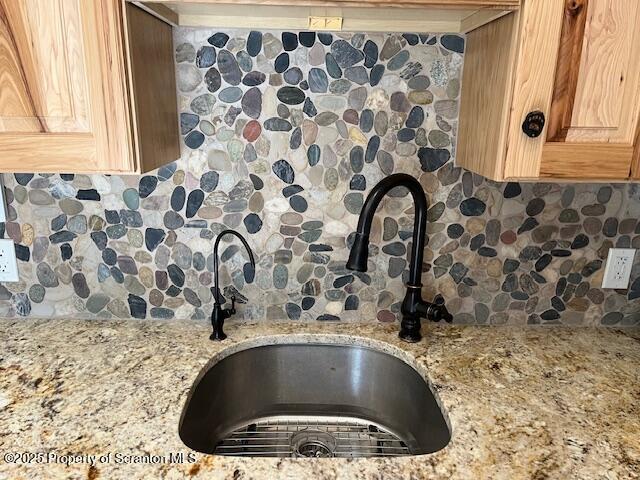 19 Louis Ln, Gouldsboro, PA 18424 - photo 12
