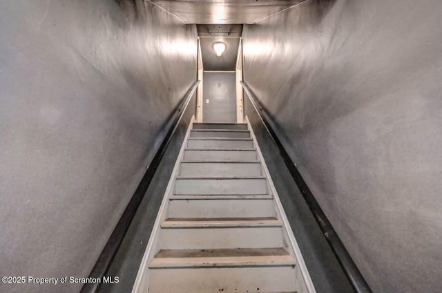 1223 Eynon St 1221, Scranton, PA 18504 - view of stairway