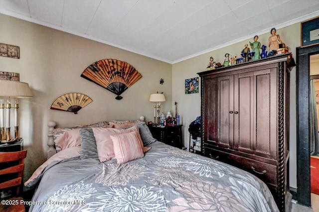 1223 Eynon St 1221, Scranton, PA 18504 - carpeted bedroom featuring ornamental molding