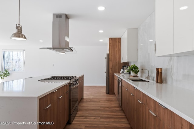 203 Red Oak Dr, Olyphant, PA 18447 - kitchen with modern cabinets, a sink, island exhaust hood, stainless steel appliances, and a kitchen island