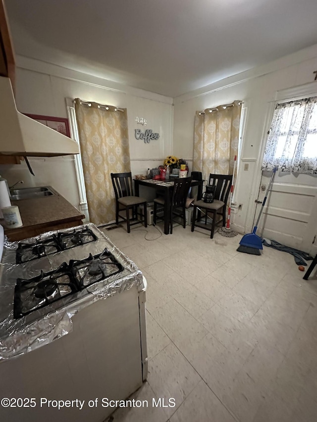 interior space featuring tile patterned floors