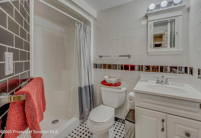 1017 Willow St Unit L14-15, Scranton, PA 18505 - full bath with tile walls, vanity, and a stall shower