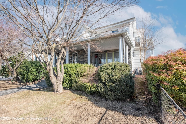 view of front facade featuring covered porch