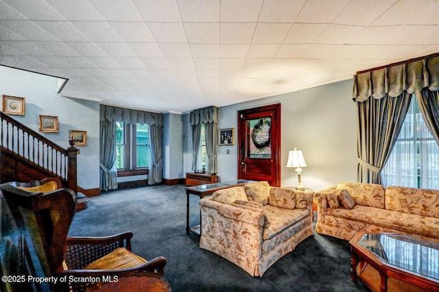 living room with carpet flooring