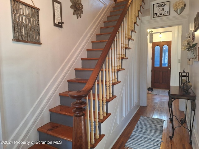 entryway featuring dark hardwood / wood-style flooring