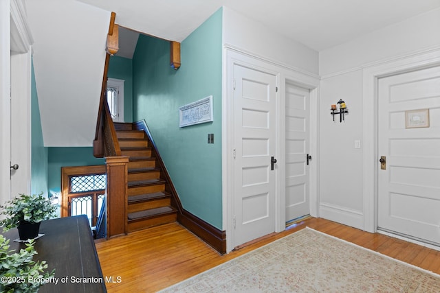 1012 Sunset St, Scranton, PA 18509 - foyer entrance with wood finished floors and stairs