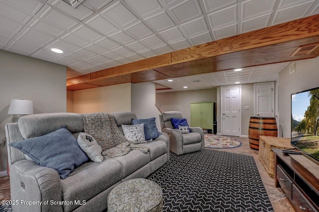 993 Oakmont Rd, Clarks Summit, PA 18411 - living area with recessed lighting and baseboards