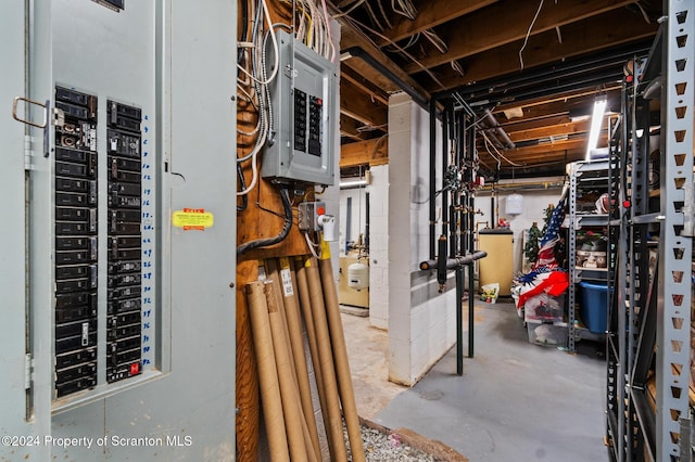 basement with washer / dryer and electric panel