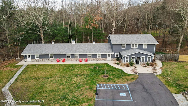 view of front of house with a front yard