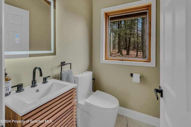 149 Lincoln Green Ln, Newfoundland, PA 18445 - bathroom with vanity and toilet
