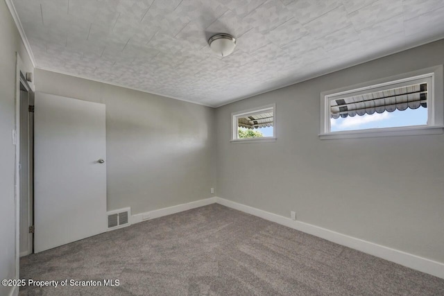 446 10th Ave, Scranton, PA 18504 - carpeted spare room featuring baseboards
