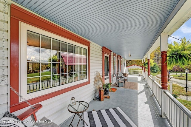 view of patio / terrace with covered porch