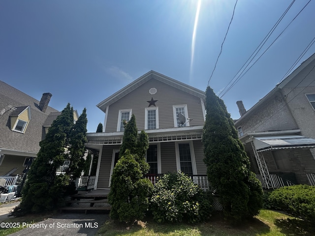 215 S Hyde Park Ave, Scranton, PA 18504 - view of front of property with a porch