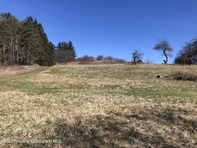 632 Lily Lake Rd, Waverly, PA 18471