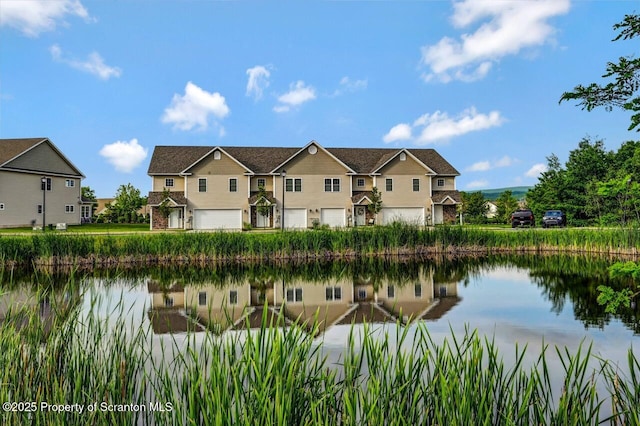 333 Shadow Wood Cir, Archbald, PA 18403 - photo 2