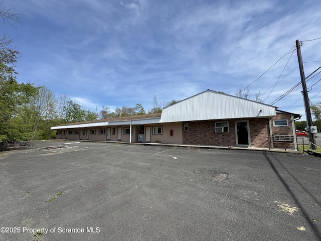 1114 Scranton Pocono Hwy, Moscow, PA 18444