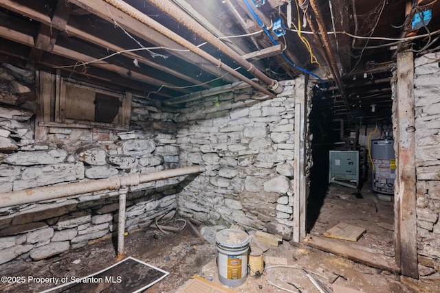 121 Throop St, Scranton, PA 18508 - unfinished below grade area with gas water heater