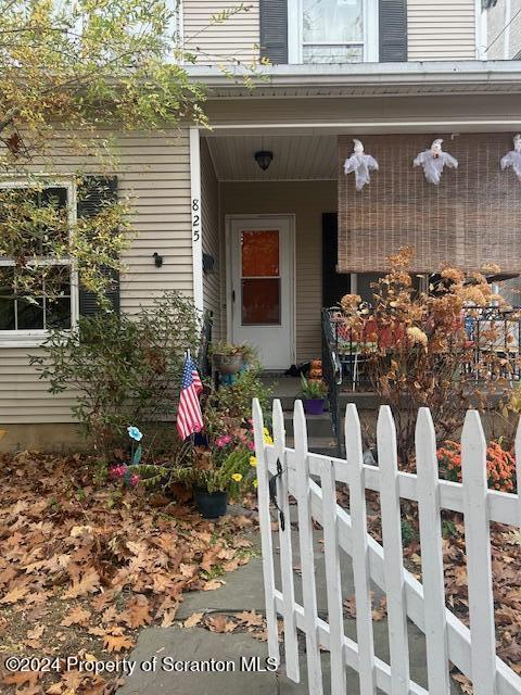 825 Prescott Ave, Scranton, PA 18510 - doorway to property with covered porch