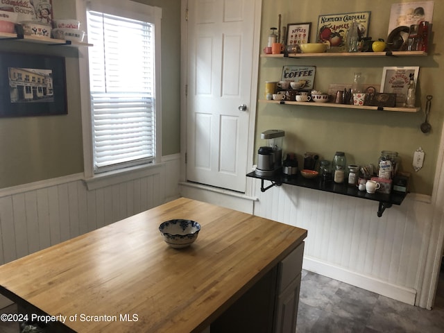 825 Prescott Ave, Scranton, PA 18510 - dining area with wainscoting and wooden walls