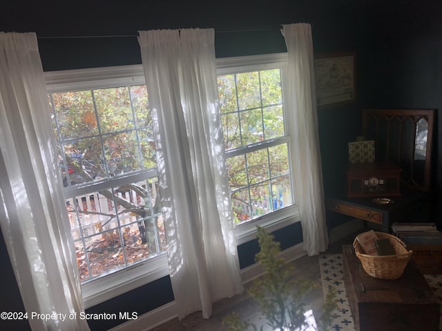825 Prescott Ave, Scranton, PA 18510 - detailed view of baseboards
