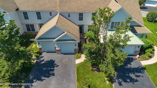2103 Robinson Close, Moosic, PA 18507 - view from above of property