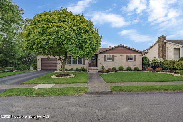 827 Jessup Ave, Dunmore, PA 18512 - photo 1