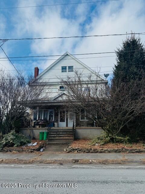 view of front of home