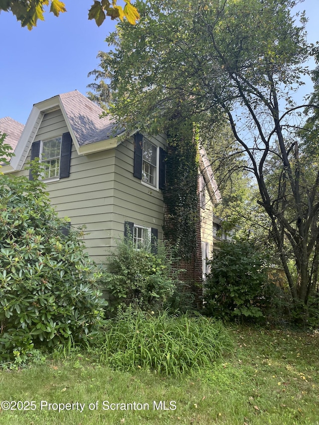 321 Maple St, Montrose, PA 18801 - photo 4