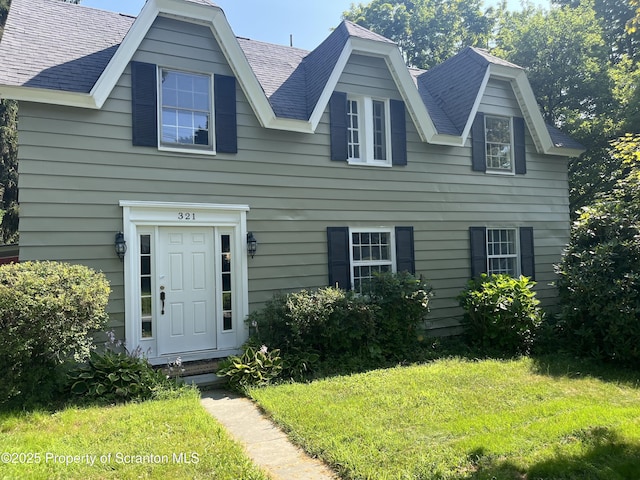 321 Maple St, Montrose, PA 18801 - photo 1