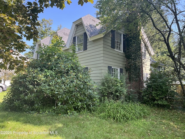 321 Maple St, Montrose, PA 18801 - photo 3