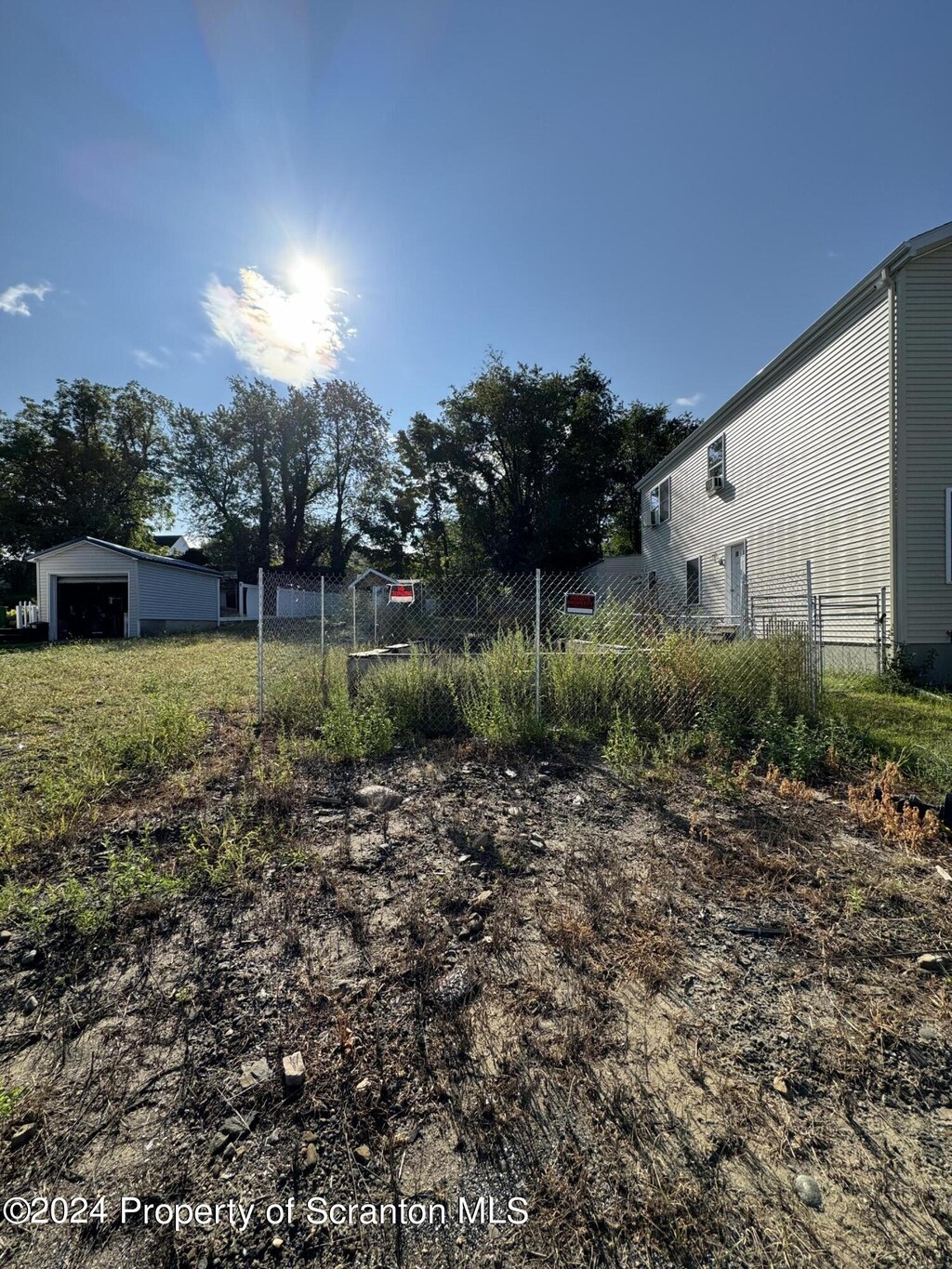 609 4th Ave, Jessup, PA 18434