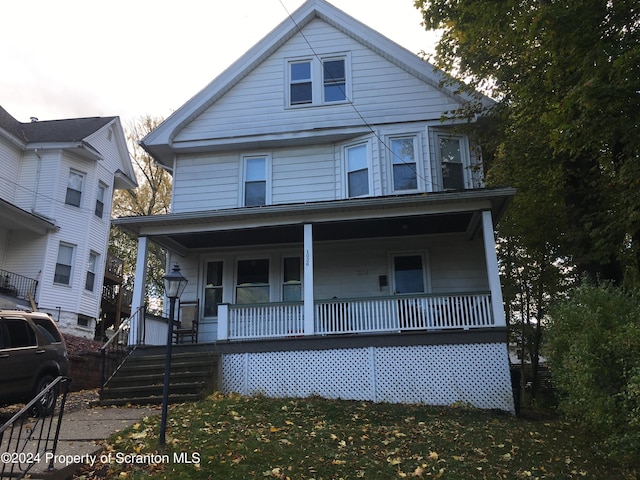 view of front of house with a porch