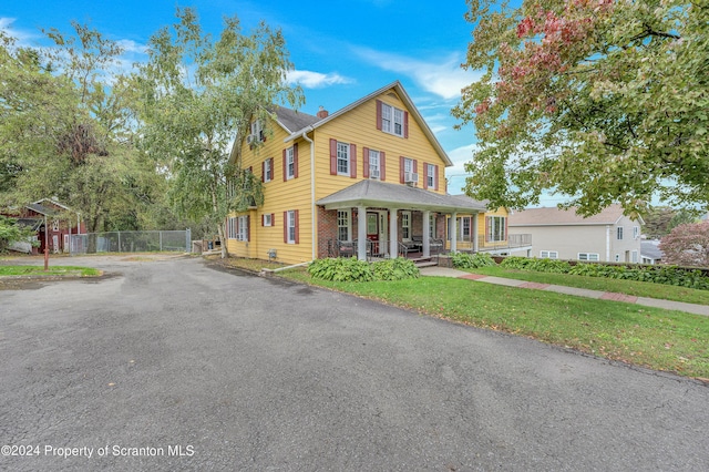 view of front of house with a porch