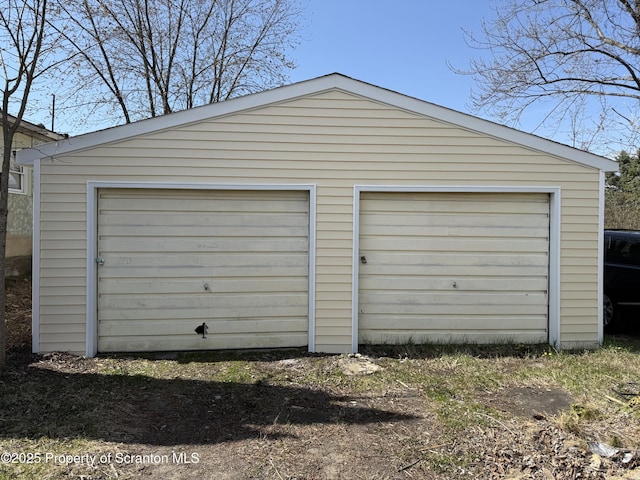 view of detached garage