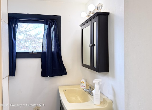 bathroom with sink