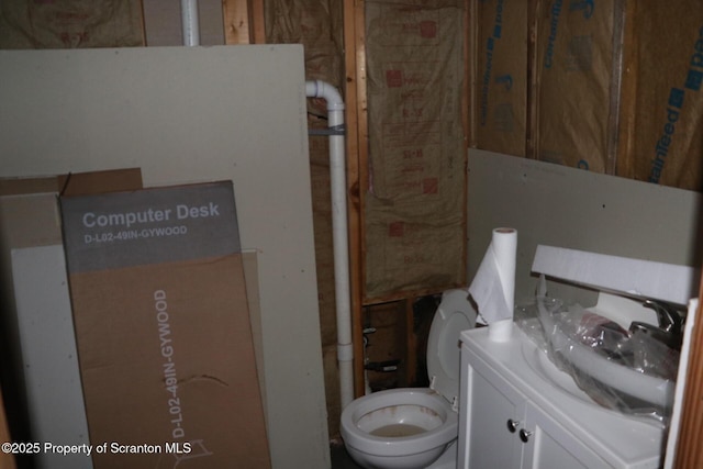 74 Matthews Rd, Spring Brook Twp, PA 18444 - bathroom with toilet and vanity