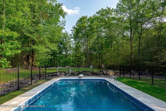 268 Winship Rd, Covington Twp, PA 18444 - view of swimming pool