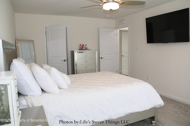 525 Poppy Ln, Moosic, PA 18507 - carpeted bedroom with baseboards and ceiling fan