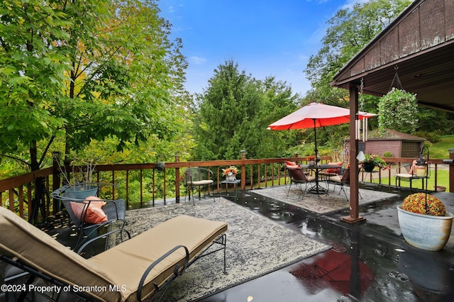 view of wooden deck