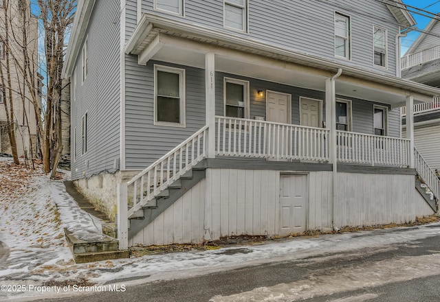 view of front of house with a porch