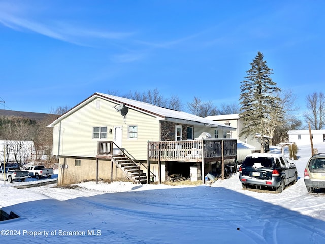 view of front of home featuring a deck