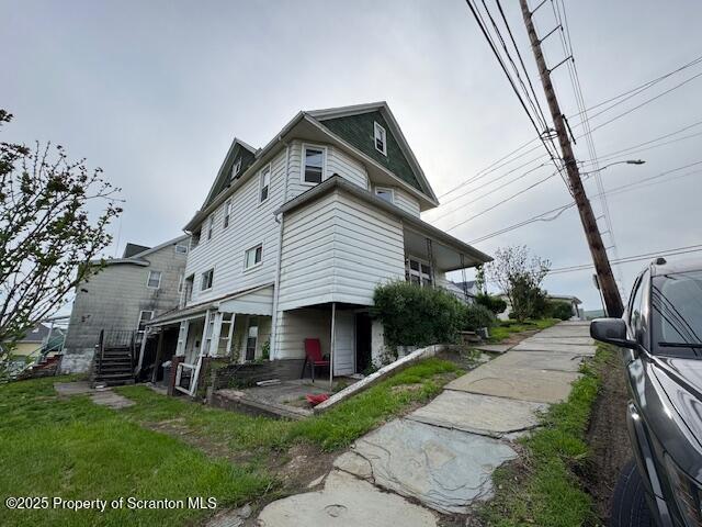 1449 Dickens St, Scranton, PA 18504 - view of side of home