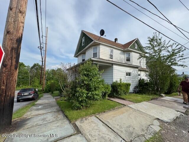 1449 Dickens St, Scranton, PA 18504 - view of side of home