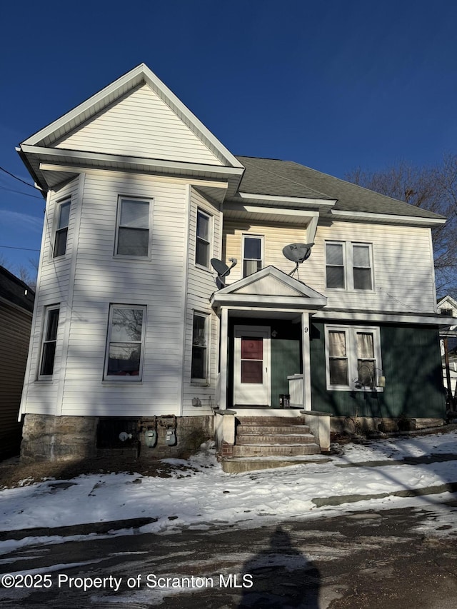 view of front of house